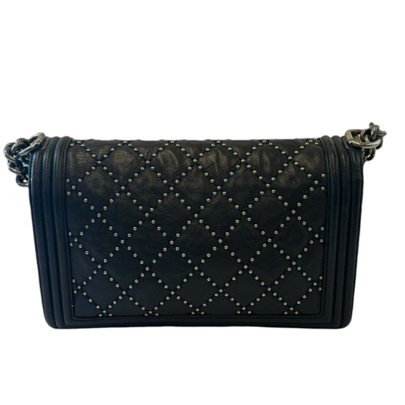 Chanel Boy Bag in Lambskin Leather with Grommets, Medium - Picture 3 of 9